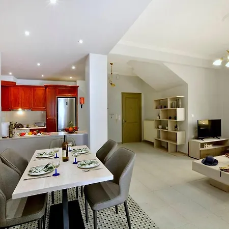 Ago Exclusive Apartment